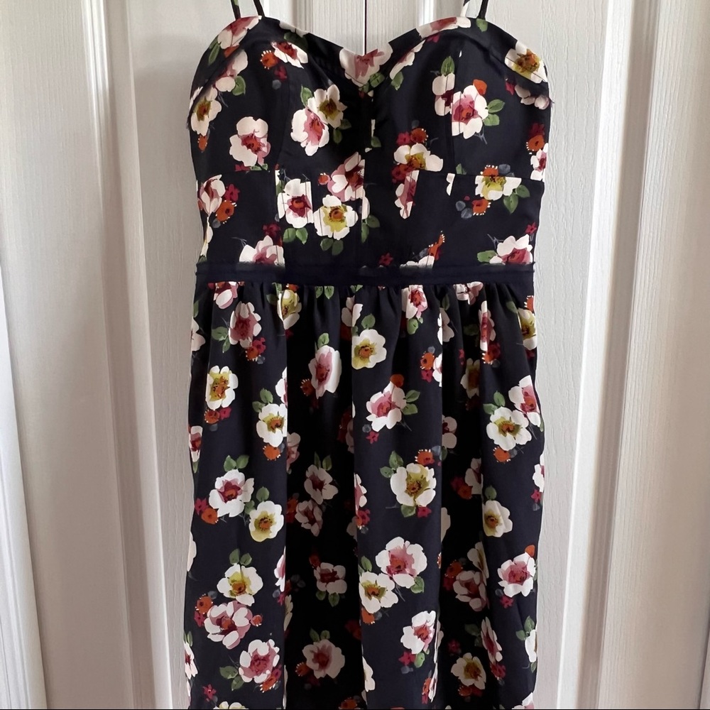AMERICAN EAGLE SUMMER DRESS